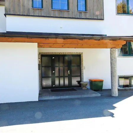 アパート Julia *